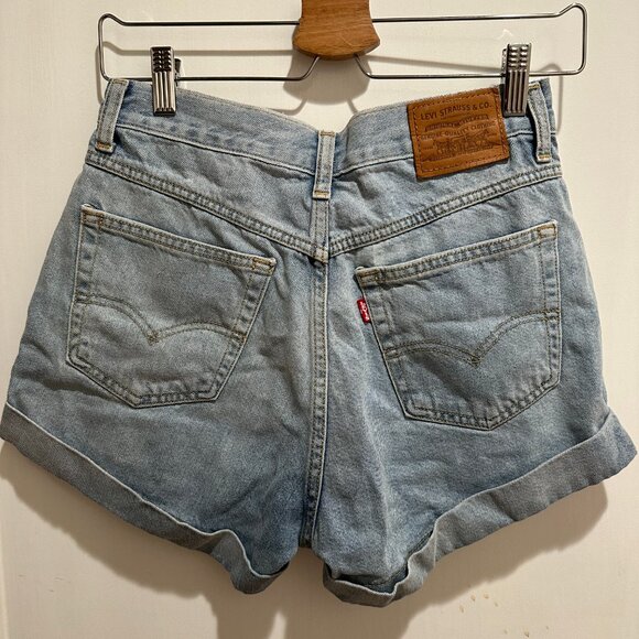 Levis High-Rise Denim Jean Shorts - Picture 3 of 4